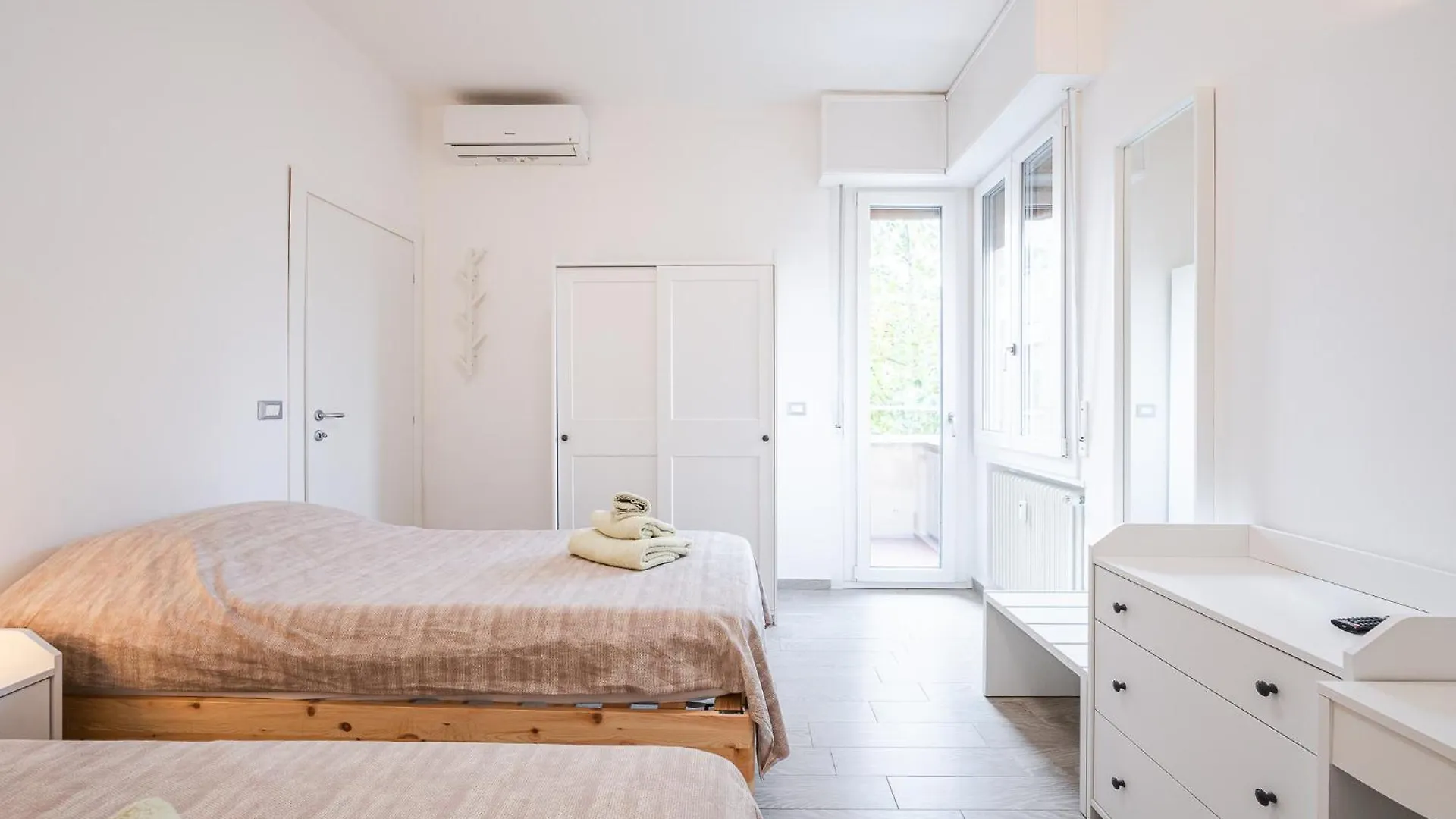 Le Cinque Rose Airport Apartment Bologna 0*,