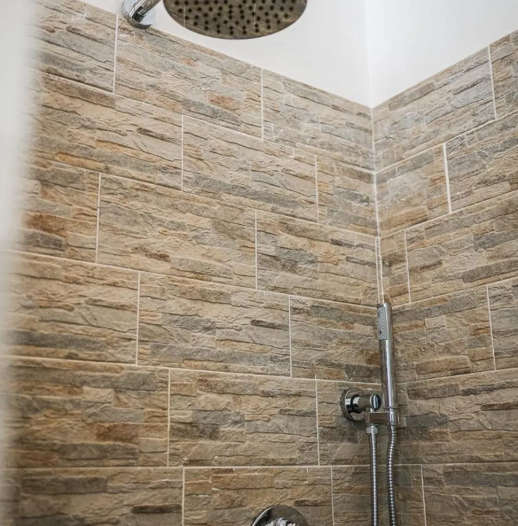 Le Cinque Rose Airport Apartment Bologna