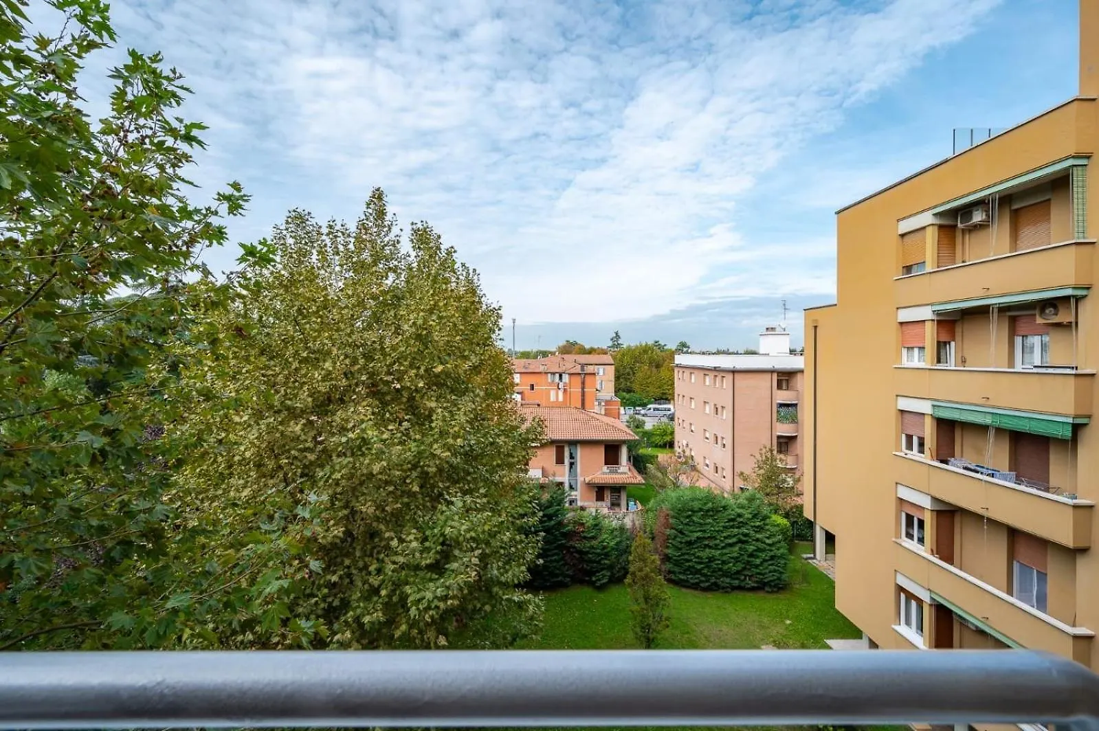 Le Cinque Rose Airport Apartment Bologna