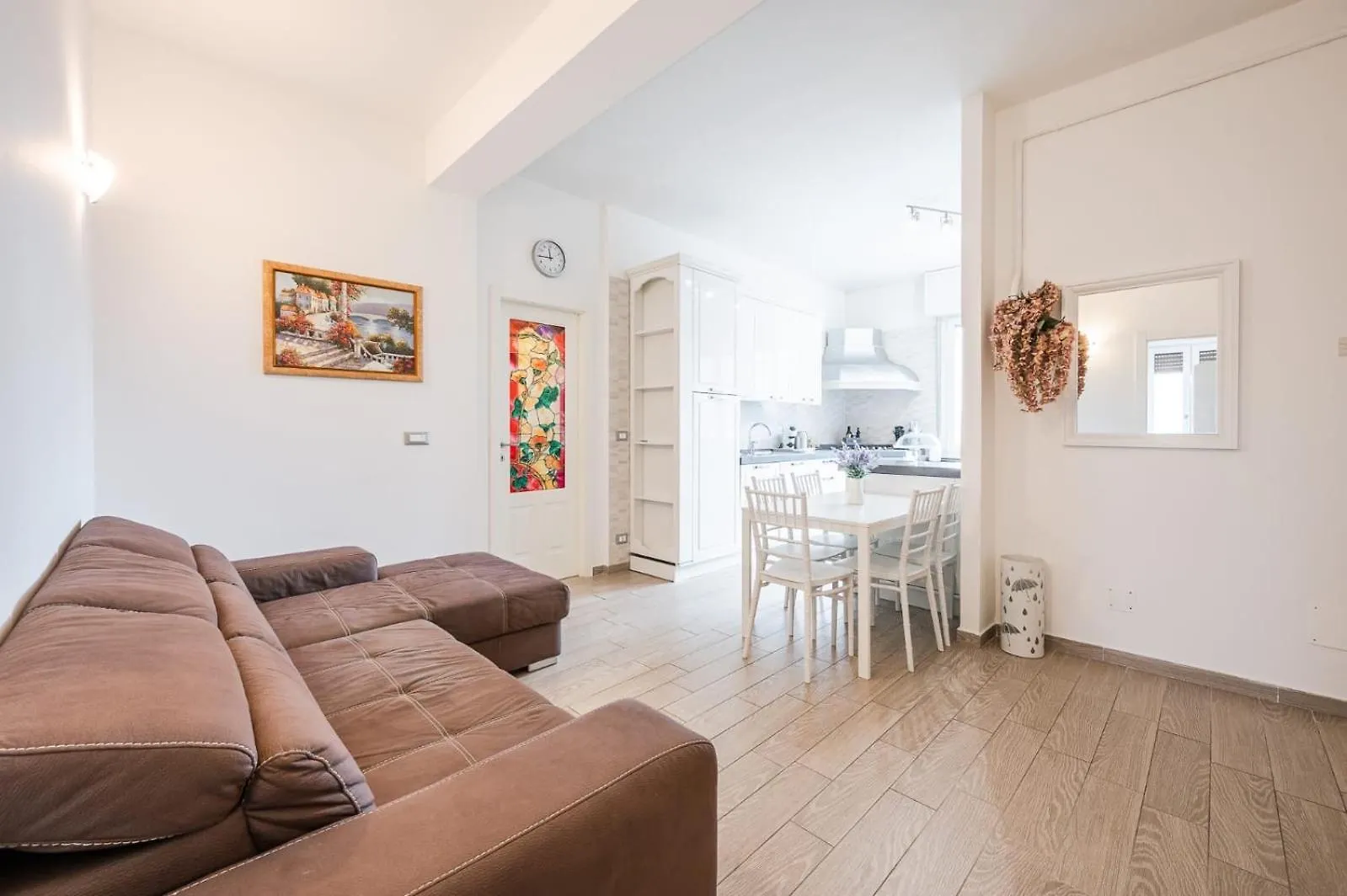 Le Cinque Rose Airport Apartment Bologna Italy